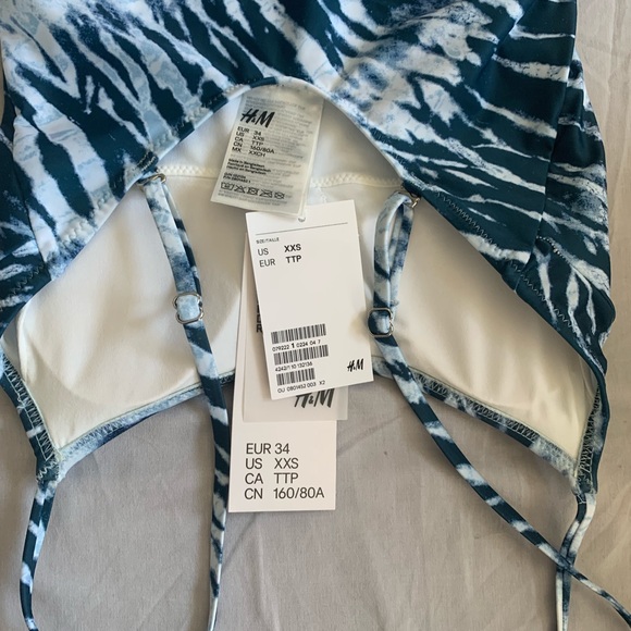 H&M blue and white tiger print one piece swimsuit - Picture 3 of 3